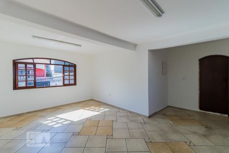 Casa à venda com 200m², 4 quartos e 4 vagas Casa à venda com 200m², 4 quartos e 4 vagasQuarto 2