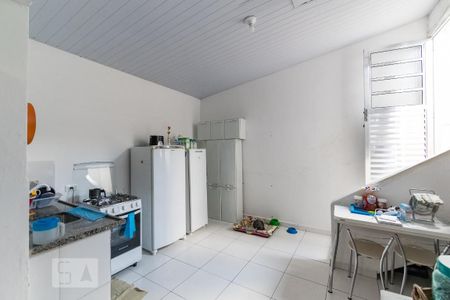 Casa à venda com 150m², 2 quartos e 2 vagasCozinha/Lavanderia da Edícula