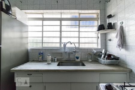 Casa à venda com 150m², 2 quartos e 2 vagasCozinha