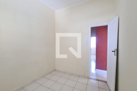 Quarto de casa para alugar com 2 quartos, 105m² em Lins de Vasconcelos, Rio de Janeiro