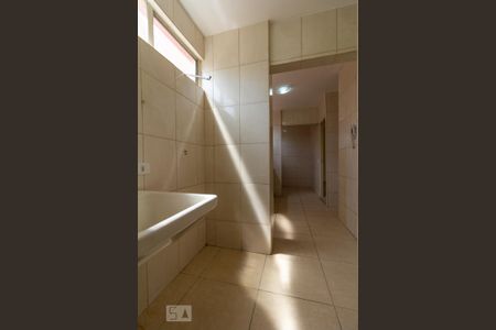 Apartamento para alugar com 75m², 3 quartos e 1 vagaÁrea de Serviço