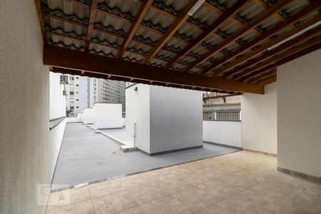 Studio para alugar com 20m², 1 quarto e sem vaga Studio para alugar com 20m², 1 quarto e sem vagaTerraço - Churrasqueira