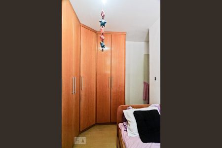 Apartamento à venda com 70m², 3 quartos e 1 vagaQuarto 2