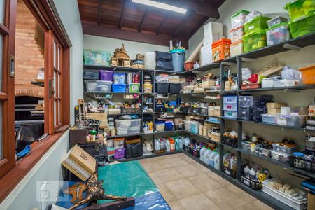 Casa à venda com 480m², 4 quartos e 9 vagasQuarto de Serviço