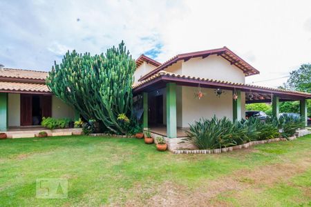 Casa à venda com 480m², 4 quartos e 9 vagasQuintal