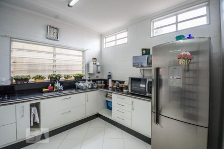 Casa à venda com 480m², 4 quartos e 9 vagasCozinha