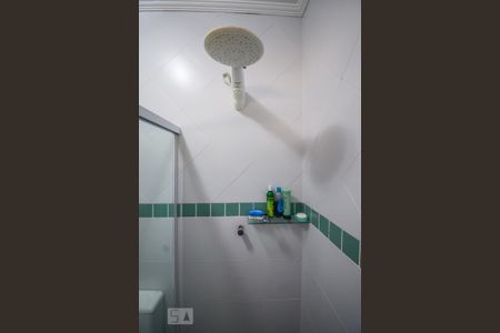 Casa à venda com 480m², 4 quartos e 9 vagasBanheiro da Suíte 2