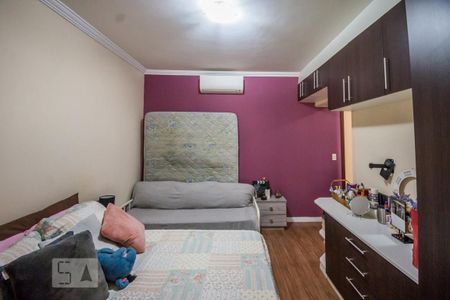 Casa à venda com 480m², 4 quartos e 9 vagasSuíte 3