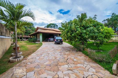 Casa à venda com 480m², 4 quartos e 9 vagasQuintal