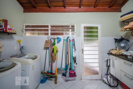 Casa à venda com 480m², 4 quartos e 9 vagasÁrea de Serviço