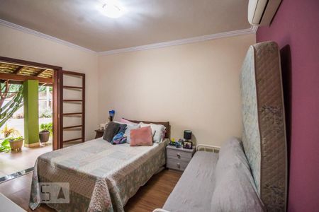 Casa à venda com 480m², 4 quartos e 9 vagasSuíte 3