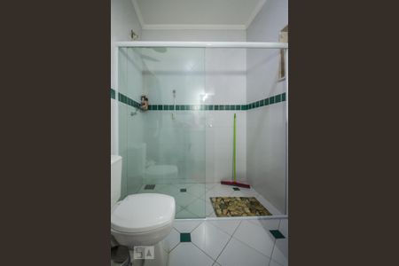 Casa à venda com 480m², 4 quartos e 9 vagasBanheiro da Suíte 3