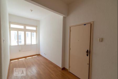 Apartamento à venda com 53m², 1 quarto e sem vagaSala