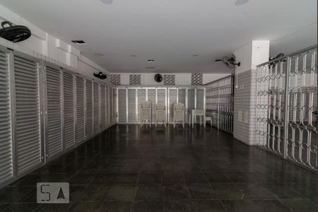 Apartamento à venda com 53m², 1 quarto e sem vagaÁrea comum - Salão de festas