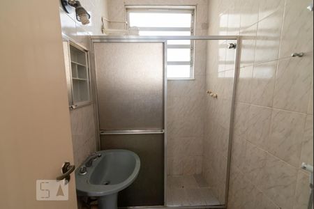 Banheiro de apartamento para alugar com 1 quarto, 53m² em Maracanã, Rio de Janeiro
