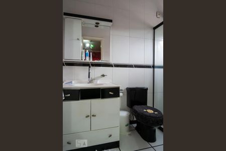 Casa à venda com 450m², 3 quartos e 3 vagasBanheiro da Suíte