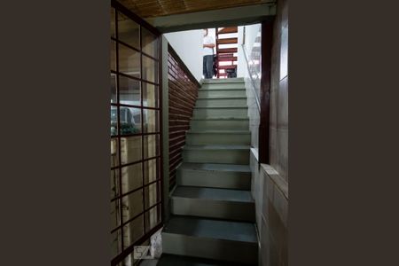 Casa à venda com 450m², 3 quartos e 3 vagasEscada