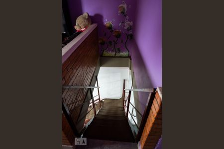 Casa à venda com 450m², 3 quartos e 3 vagasEscada