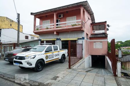Casa à venda com 450m², 3 quartos e 3 vagasFachada