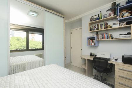 Apartamento à venda com 127m², 3 quartos e 2 vagasQUARTO 3