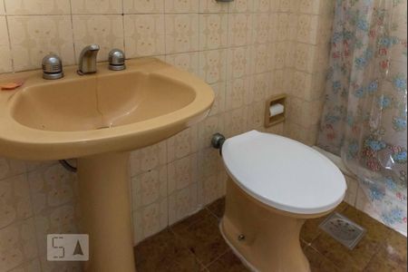 Apartamento à venda com 70m², 2 quartos e 1 vaga Apartamento à venda com 70m², 2 quartos e 1 vagaBanheiro