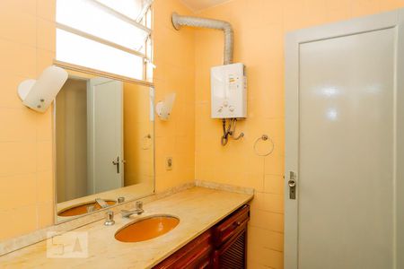 Apartamento à venda com 280m², 4 quartos e 1 vagaBanheiro - Suite