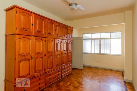 Apartamento à venda com 280m², 4 quartos e 1 vagaQuarto 2