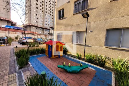 Studio à venda com 32m², 2 quartos e sem vagaÁrea comum