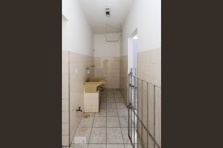 Casa para alugar com 75m², 2 quartos e sem vagaÁrea de Serviço