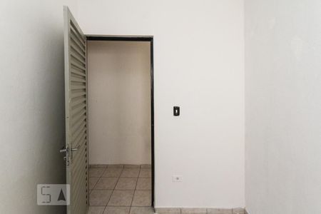 Casa para alugar com 75m², 2 quartos e sem vagaQuarto 02