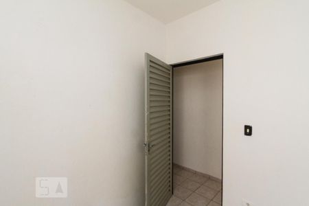 Casa para alugar com 75m², 2 quartos e sem vagaQuarto 02