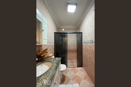 Casa para alugar com 405m², 3 quartos e 6 vagas Casa para alugar com 405m², 3 quartos e 6 vagasBanheiro 4