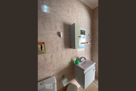 Casa para alugar com 405m², 3 quartos e 6 vagas Casa para alugar com 405m², 3 quartos e 6 vagasBanheiro 5