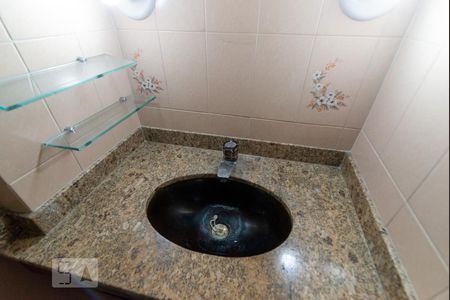 Apartamento para alugar com 120m², 3 quartos e sem vagaBanheiro da Suíte