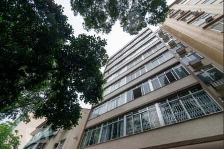 Apartamento para alugar com 120m², 3 quartos e sem vagaFachada