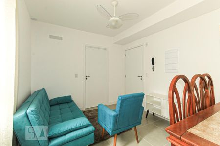 Sala de kitnet/studio para alugar com 1 quarto, 38m² em Cidade Baixa, Porto Alegre