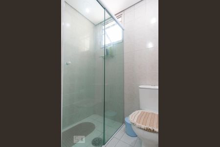Banheiro de apartamento para alugar com 2 quartos, 56m² em Vila Jaguara, São Paulo