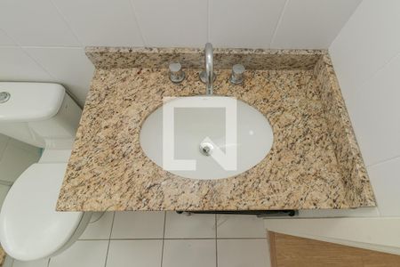 Apartamento à venda com 69m², 2 quartos e 1 vaga Apartamento à venda com 69m², 2 quartos e 1 vagaBanheiro da Suíte 1