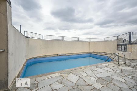 Apartamento à venda com 30m², 1 quarto e 1 vaga Apartamento à venda com 30m², 1 quarto e 1 vagaPiscina