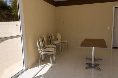 Apartamento para alugar com 45m², 2 quartos e 1 vaga Apartamento para alugar com 45m², 2 quartos e 1 vagaÁrea comum - Salão de festas