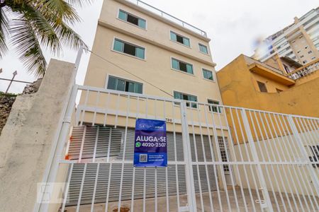 Casa para alugar com 60m², 1 quarto e sem vaga Casa para alugar com 60m², 1 quarto e sem vagaFachada