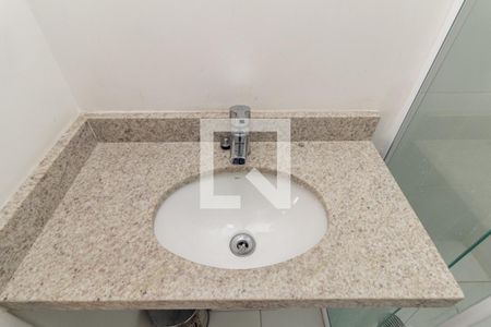 Banheiro de kitnet/studio à venda com 1 quarto, 23m² em Centro, São Paulo