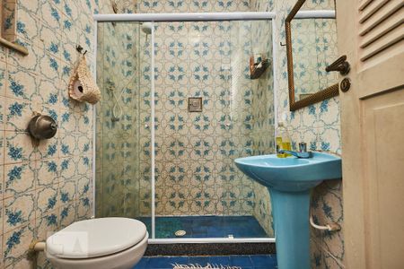 Casa à venda com 175m², 3 quartos e 2 vagasBanheiro de Serviço