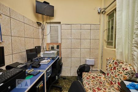 Casa à venda com 175m², 3 quartos e 2 vagasQuarto de Serviço