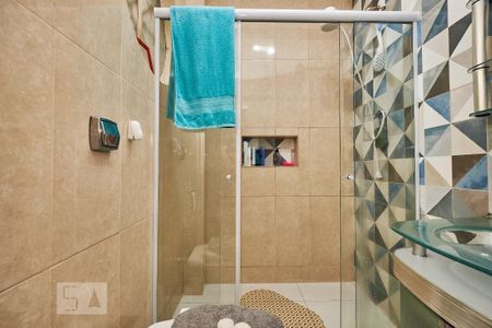 Casa à venda com 175m², 3 quartos e 2 vagasQuarto Suíte 1