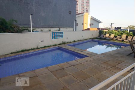 Apartamento à venda com 52m², 2 quartos e 1 vaga Apartamento à venda com 52m², 2 quartos e 1 vagaÁrea comum - Piscina