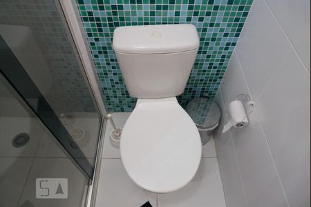 Apartamento à venda com 52m², 2 quartos e 1 vaga Apartamento à venda com 52m², 2 quartos e 1 vagaBanheiro Social