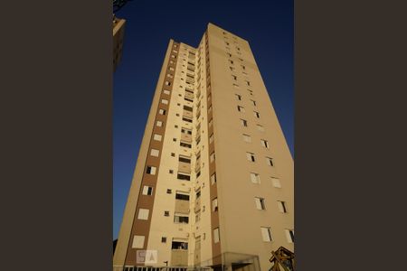 Apartamento à venda com 52m², 2 quartos e 1 vaga Apartamento à venda com 52m², 2 quartos e 1 vagaFachada do bloco