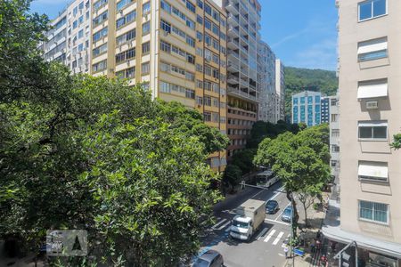 Vista de apartamento para alugar com 3 quartos, 140m² em Copacabana, Rio de Janeiro