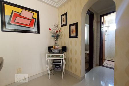 Corredor de apartamento para alugar com 2 quartos, 61m² em Rio Vermelho, Salvador